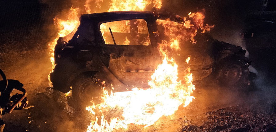 Einsatzfoto PKW-Brand